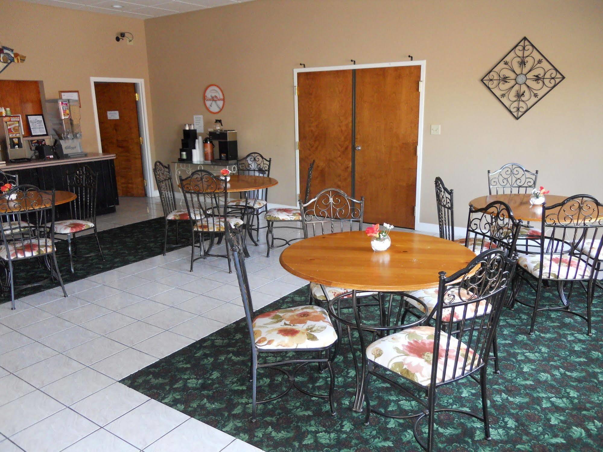Econo Lodge Brunswick I-95 外观 照片